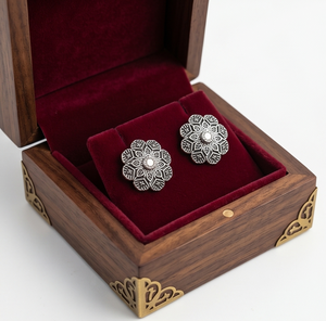 DIVYORO <b>SILVER</b> FLORAL STUDS - Product Image 2