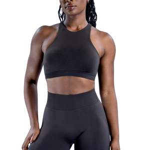 Conjunto de Yoga Personalizado al por Mayor para Mujer con Logotipo Personalizado, Sujetador Deportivo Simple con Espalda Cruzada y Pantalones Cortos de Entrenamiento con Efecto Push-Up, Ropa Deportiva para Gimnasio - Product Image 1