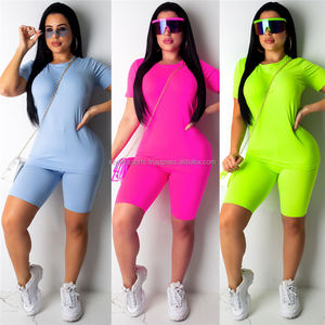 Conjunto Deportivo Casual de 2 Piezas para Mujer, de Alta Calidad y Personalizable, con Camiseta y Sudadera con Capucha, Pantalones Cortos Deportivos, Ecológico y de Secado Rápido - Product Image 5