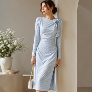 Vestido Midi Azul Elegante Estampado de Fabricante Vietnamita con Detalle de Lazo, Manga Larga, Ajuste Ceñido, para Uso Diario de Verano, EDM ODM, Cintura Natural - Product Image 1