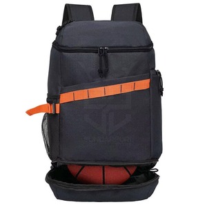 Mochila Deportiva Personalizada con Logotipo, Cordura Negra con Franja Naranja, Capacidad de 30-40L, Compartimento para Baloncesto, Bolsillo Lateral de Malla - Product Image 1