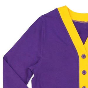 Logotipos personalizados bordados en suéter de punto morado para hermandades universitarias, suéter varsity unisex. - Product Image 2
