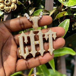 Collier avec pendentif personnalisé en lettres graffiti hip-hop, serti de pierres CZ, bijoux bling pour hommes - Product Image 3
