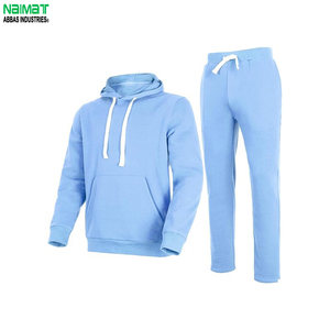 Conjunto Deportivo de Felpa Azul Claro Premium para Hombre - Conjunto de Dos Piezas con Sudadera con Capucha y Bolsillo Tipo Canguro - Product Image 1