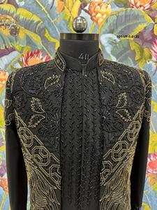 Traje Indo Occidental Negro Premium para Hombre, Bordado a Mano con Diseño de Fénix Dorado y Adornos de Cuentas de Vidrio, para Fiestas Formales y Eventos Étnicos - Product Image 3