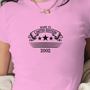 Edición limitada 2002 Camiseta corta de moda Y2K para mujer Camiseta ajustada de punto con patrón de estampado único - Product Image 3