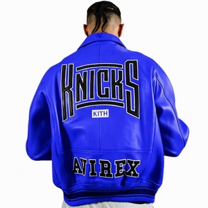 Chaqueta Kith Avirex New York Knicks, Ropa Urbana de Calle, Chaqueta Premium de Color Naranja Vibrante, Chaqueta Urbana Knicks para Hombre, Chaqueta de Cuero Avirex para Hombre - Product Image 4
