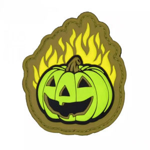 Parches de goma ecológicos de nuevo diseño con velcro, logotipo personalizado en relieve, parches de goma suave 3D de silicona y PVC para prendas. - Product Image 2