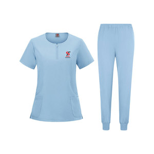 Tenue médicale professionnelle Solid Trader pour les professionnels de la santé – Ensemble de blouses et pantalons en mélange de coton et polyester doux et respirant – Uniforme d'hôpital - Product Image 1