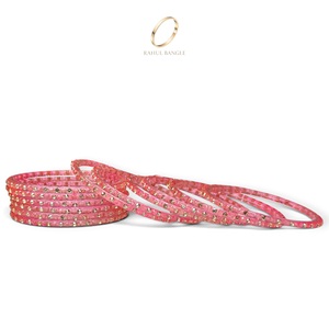 Magnifiques bracelets en verre rose kashmiri en forme de goutte de pluie, ornés de cristaux de zircon, pour femmes, parfaits pour les occasions festives et les mariages, vente en gros. - Product Image 4