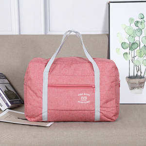 Sac de sport décontracté en nylon vert grande capacité 30-40L, fermeture éclair, sangle réglable, poignée souple, utilisation en salle de sport, unisexe - Product Image 5