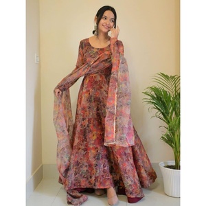 ชุดราตรีพิมพ์ลายดิจิทัลผ้าโปร่งบางทันสมัยมีสีพีช dupatta - Product Image 1