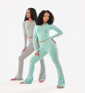 Manufacturer Custom Logo Yoga Women Sets Contrast Color Hoodie Jacket With Yoga <b>Leggings</b> <b>Flare</b> Pants 2 Pieces Tracksuit Set - Product Image 3
