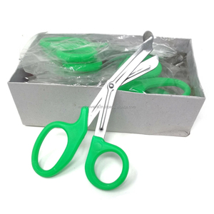 Ciseaux médicaux EMT en acier inoxydable à poignée verte, outils de coupe pour traumatismes, ciseaux de premiers secours les mieux notés pour infirmières - Product Image 2