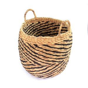 ตะกร้าเก็บของทำมือจากผักตบชวา สไตล์โบฮีเมียน ทันสมัย ขายส่ง เป็นมิตรกับสิ่งแวดล้อม ทนทาน เหมาะสำหรับร้านค้าปลีกและขายส่ง - Product Image 1