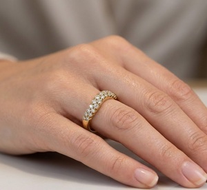 Bague en or jaune 14K/18K avec diamant de laboratoire, style vague, alliance incurvée, bijoux empilables pour mariage - Product Image 6