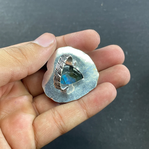 Bague en argent 925 avec pierre précieuse labradorite en forme de cœur, bijoux faits main par un créateur - Product Image 3