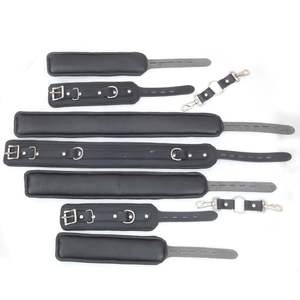 Juego de esposas de piel de oveja auténtica con hebilla de acero de 4.5 cm de ancho para muñecas, tobillos y cuello, para juegos de bondage BDSM. - Product Image 3