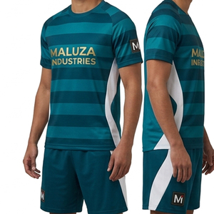 Tenue de football professionnelle imprimée, personnalisable avec couleurs d'équipe, logo et numéro, ensemble maillot et short, tissu à séchage rapide, protection UV, respirant - Product Image 4