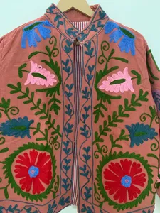 Chaqueta Auténtica Hecha a Mano Unisex de Color Durazno Terracota con Bordado Suzani, Transpirable, de Algodón, Manga Larga, Cuello Mandarín, para Otoño - Product Image 3