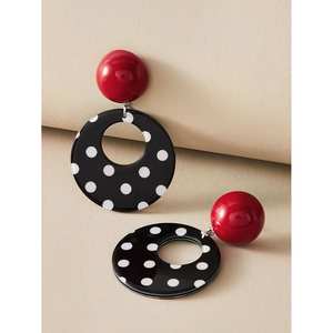 Boucles d'oreilles en résine de créateur faites à la main avec finition de luxe, artisanat artistique, style de mode moderne, fournitures de perlage durables - Product Image 3