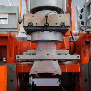 Máquina de Moldeo por Extrusión y Soplado de Botellas de Plástico PP HDPE de 1L a 20L, Totalmente Automática, para Bidones - Product Image 2