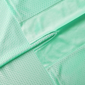 Maillot de football col en V haute qualité, respirant, personnalisable pour les matchs et les entraînements de club - Product Image 6