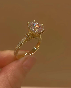 แหวนหมั้นเพชรทรงกลมทองคำ 14K สไตล์คลาสสิก วงแหวนชุบทองคำ 14K - Product Image 4