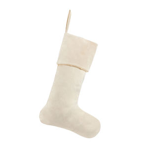 Chaussettes de Noël en velours rouge, rose et gris, douces, brodées, décoratives à suspendre - Product Image 3