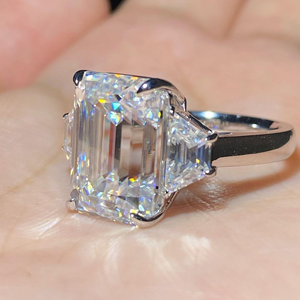 แหวนหมั้นเพชรทรงเหลี่ยมมรกต เพชรเพาะเลี้ยง 7 กะรัต ทองคำเหลือง 14k หรูหรา รับรองโดย IGI สำหรับงานปาร์ตี้ - Product Image 2