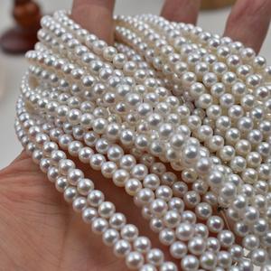 ไข่มุกน้ำจืดธรรมชาติขนาด 4-5 มม. คุณภาพดี แสงเงาสวยงาม ผลิตภัณฑ์กึ่งสำเร็จรูปสำหรับงาน DIY ทำสร้อยคอ ไข่มุกเม็ดเดี่ยว - Product Image 3