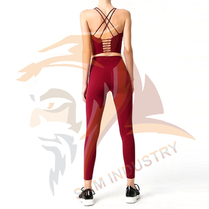 Nouveauté : Ensemble de yoga pour femmes, dernier design, matière de haute qualité, conçu pour la vente en ligne - Product Image 2