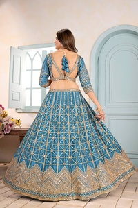 Lehenga Choli Moderne Profondément Brodé - Mélange Parfait d'Élégance et de Tradition, Conçu pour les Occasions Festives - Product Image 5