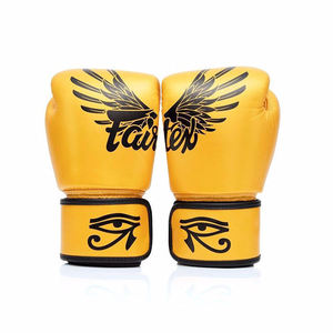 ถุงมือชกมวย Fairtex MMA หนังวัวคุณภาพสูง แบบกำหนดเองได้ ระบายอากาศได้ดี สำหรับฝึกซ้อม Fairtex MMA เหมาะสำหรับทุกเพศ - Product Image 1