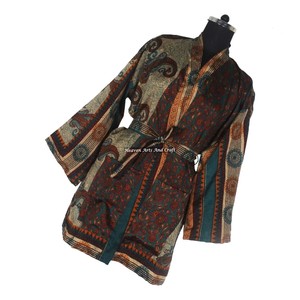 KS009 Kimono court vintage en soie pure pour femme, style abstrait, taille unique ajustable - Product Image 2
