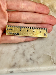 Llavero con Regla Compacta Vintage de Latón Macizo, Mini Escala de Medición Hecha a Mano para Uso en Oficina y Escuela - Product Image 3