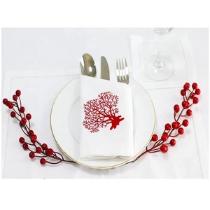 Serviettes de table carrées en coton brodé motif corail rouge, personnalisables en gros, pour décoration de table élégante, maison, mariage, fêtes - Product Image 2