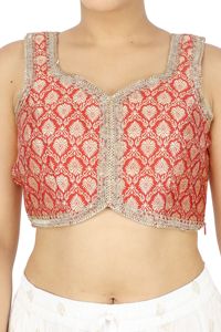 Blusa Corta sin Mangas con Cuello en V de Brocado Rojo Sólido, Blusa Tradicional para Mujer para Fiestas y Festivales - Product Image 4