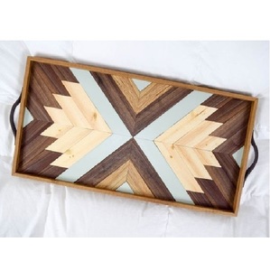 Plateau de service alimentaire en bois moderne, écologique et de haute qualité avec poignée, compatible lave-vaisselle, taille et logo personnalisables - Product Image 1