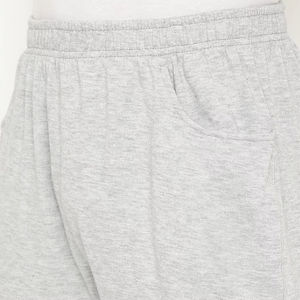 Conjunto Deportivo para Hombre en Gris Claro y Rojo, Chaqueta con Cierre Completo, Pantalones Jogger Ajustados, Conjunto Personalizado para Entrenamiento Atlético, Ecológico y Transpirable - Product Image 4