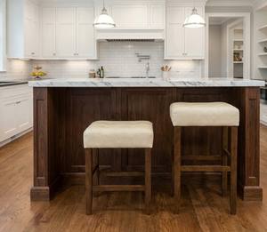 Juego de 2 Taburetes de Bar y Barra de Cocina de Cuero PU, Juego de Taburetes Tapizados en Cuero PU con Madera Maciza, Altura de Barra y Cocina - Product Image 3