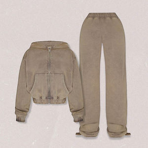 Conjunto Deportivo de Dos Piezas para Mujer con Logotipo Personalizado, Chaqueta con Capucha y Cremallera y Pantalones Deportivos Bordados, Fabricante de Ropa Deportiva - Product Image 4