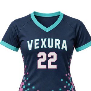 Ensemble d'uniformes de football par sublimation pour femmes, maillot à col en V et manches courtes, short assorti, kit d'équipe personnalisé pour entraînements et matchs 100% - Product Image 3