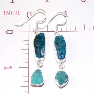 Pendientes de Apatita Azul Natural con Dos Piedras en Plata de Ley - Product Image 6
