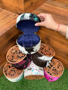 Caja de almacenamiento de cosméticos de maquillaje con estilo, caja de maquillaje de cuero de piel metálica hecha a mano, cajas organizadoras de baño de tocador - Product Image 5