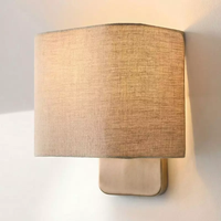 Applique murale carrée en lin de style Mid-Century Modern, lampe murale résistante à l'humidité pour couloir, chambre, salon