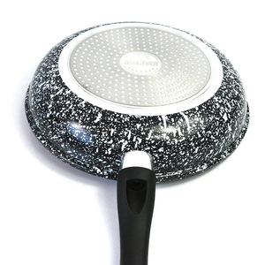 Poêle à frire haut de gamme compatible induction avec couvercle, construction durable en acier inoxydable et aluminium, qualité professionnelle - Product Image 6