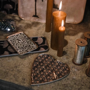 HEART PLATEAU ALBIZIA Checkered Contemporary Plant Pattern <b>Spring</b> Enameled Aluminum Heart Tray Lightweight Valentine's Day - Product Image 2