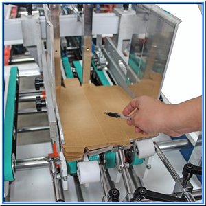 Carpeta automática Guler Machine Multifuncional Doble Pre-fold Folder Gluer Machine Tri-fold Gluer Machine - Product Image 3