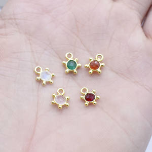 Pendentif Breloque Style Soleil en Rubis Teinté Plaqué Or, Pierre Précieuse Ronde Effet Éclat d'Étoile pour la Fabrication de Bijoux DIY, Fournitures pour Colliers et Boucles d'Oreilles - Product Image 5